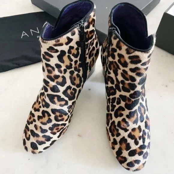 Anaki Paris Jimmy Calf Hair Leopard Print Fur Side Zip Fur Ankle Boots Size 38 - Picture 2 of 14